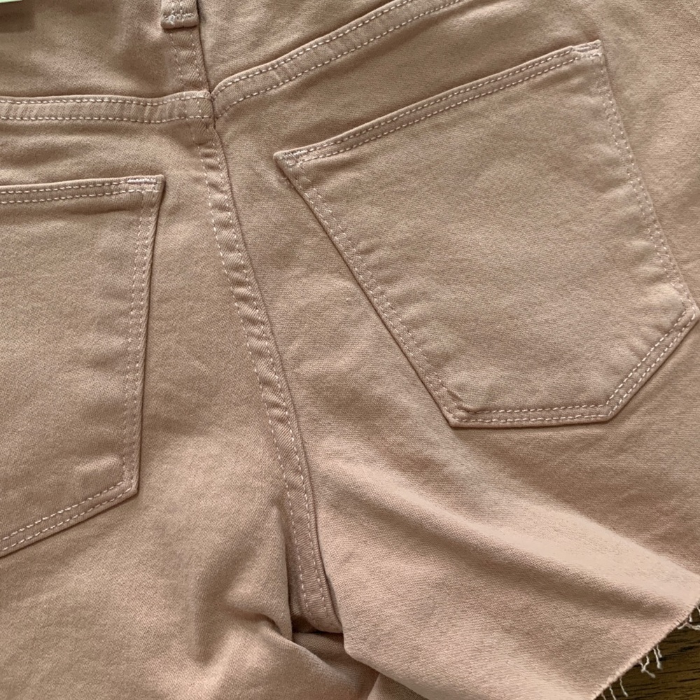 NWT Universal Thread Shorts - Picture 4 of 5